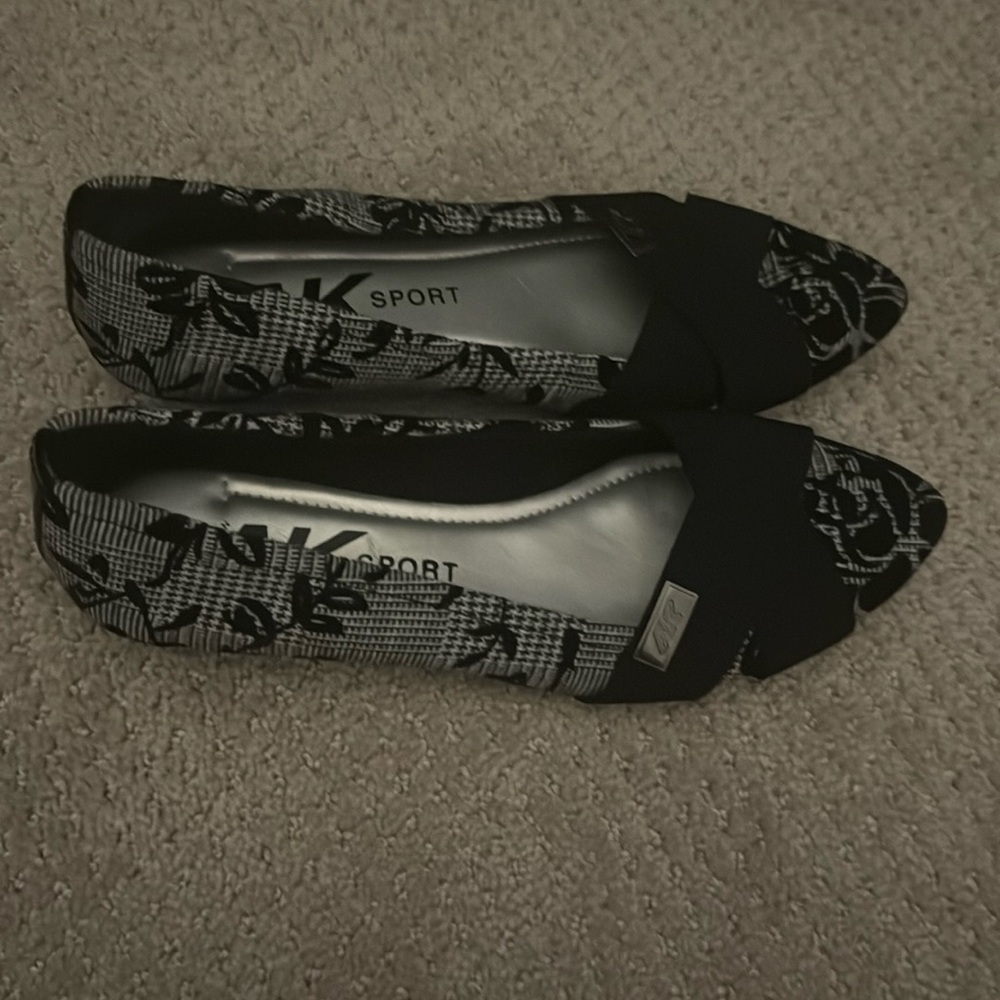 Anne Klein Sport Ballet Flats Size 8M